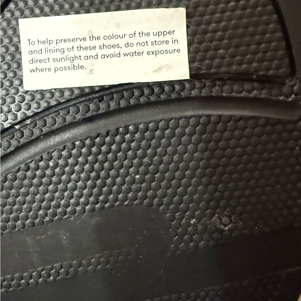 FitFlop Barely Dotted-Snake Sandals. NWOT - Picture 7 of 8
